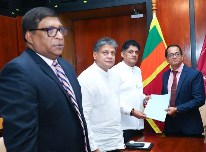 විනිසුරුවරුන් ගේ පත්වීම් ප්‍රමාදය පිළිබඳව විපක්ෂය කතානායකට ලියයි